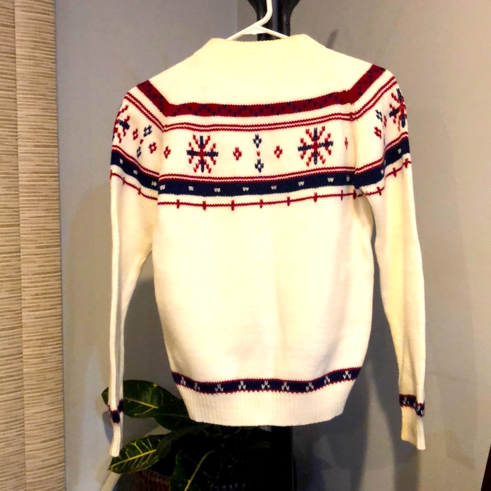 Ladies Sweater